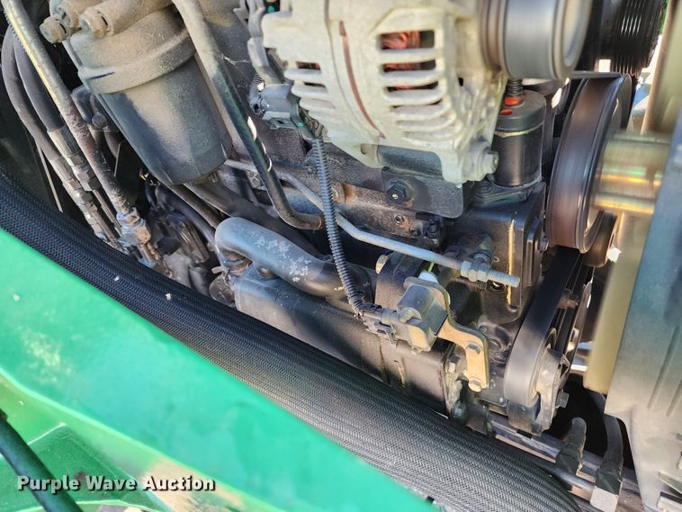 image for item KH9235 2007 John Deere 4720  MFWD tractor