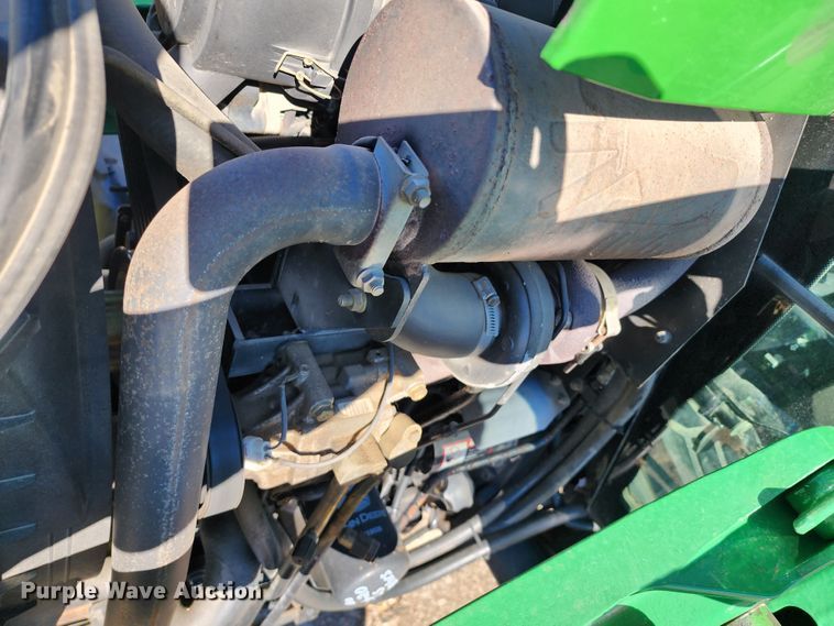 image for item KH9235 2007 John Deere 4720  MFWD tractor