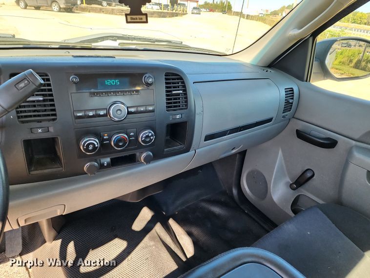 image for item KH9249 2012 Chevrolet Silverado 1500  pickup truck