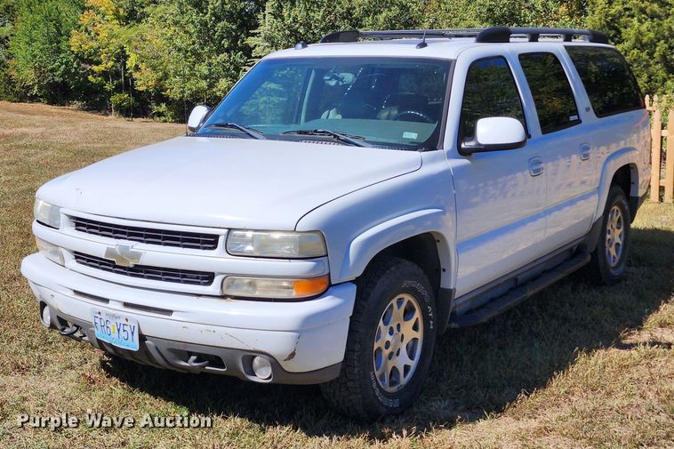 image for item KH9250 2005 Chevrolet Suburban 1500  SUV