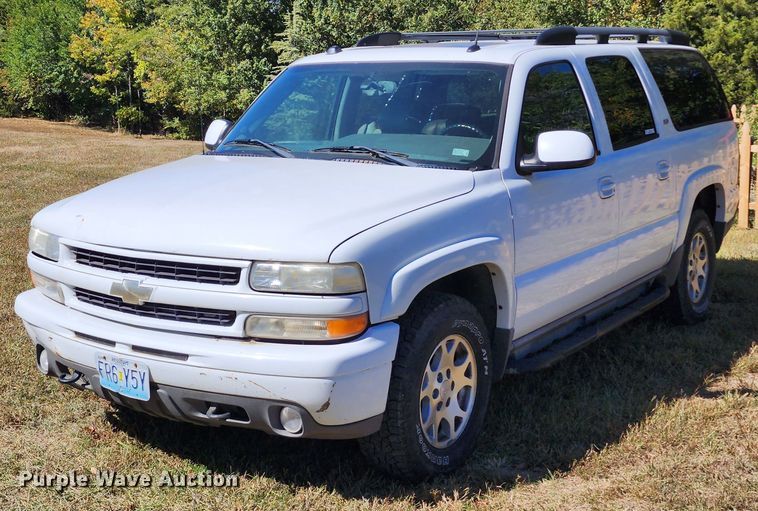 image for item KH9250 2005 Chevrolet Suburban 1500  SUV