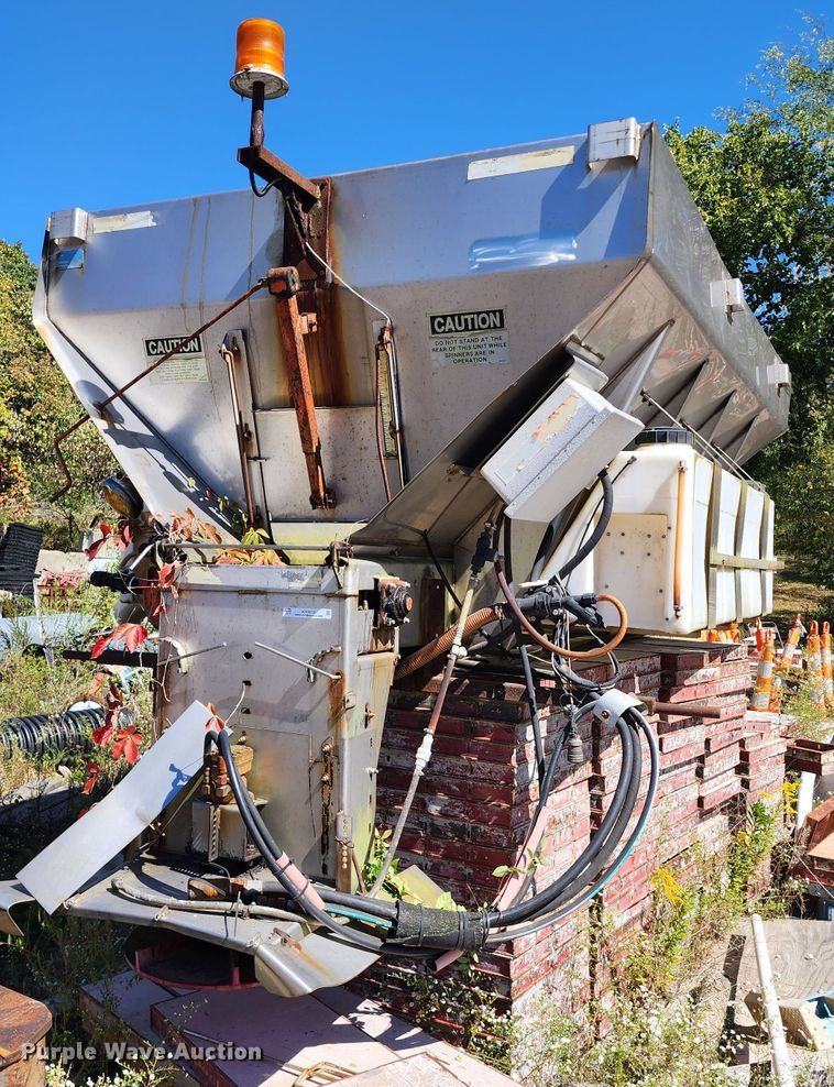 image for item KH9252 Warren  spreader bed