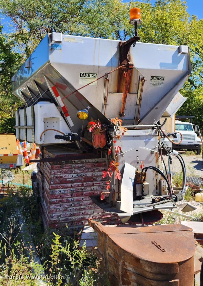 image for item KH9252 Warren  spreader bed