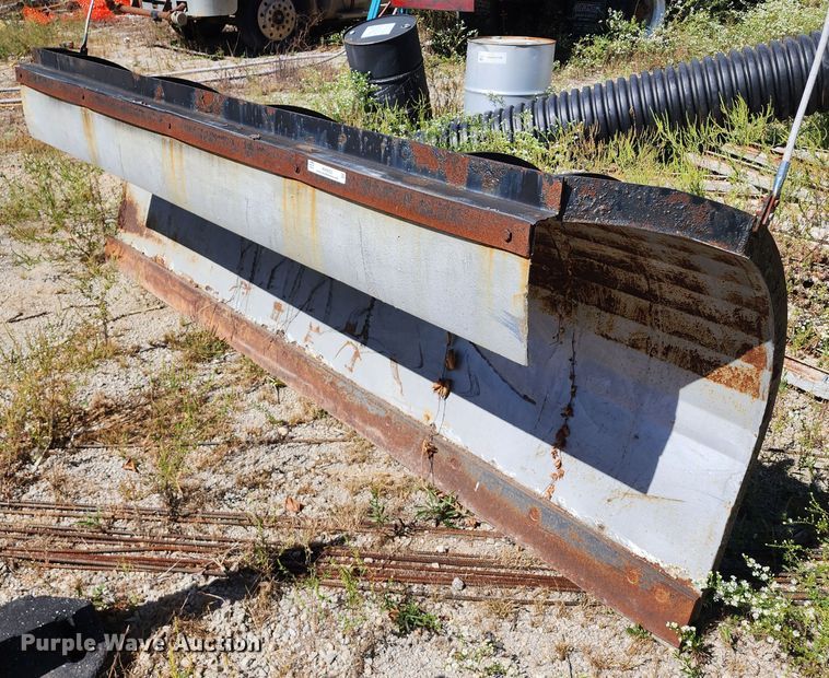 image for item KH9253 11' W snow plow