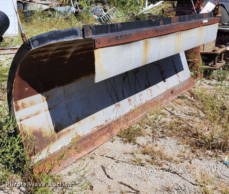image for item KH9253 11' W snow plow