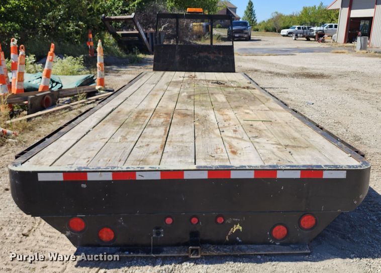 image for item KH9255 Flatbed