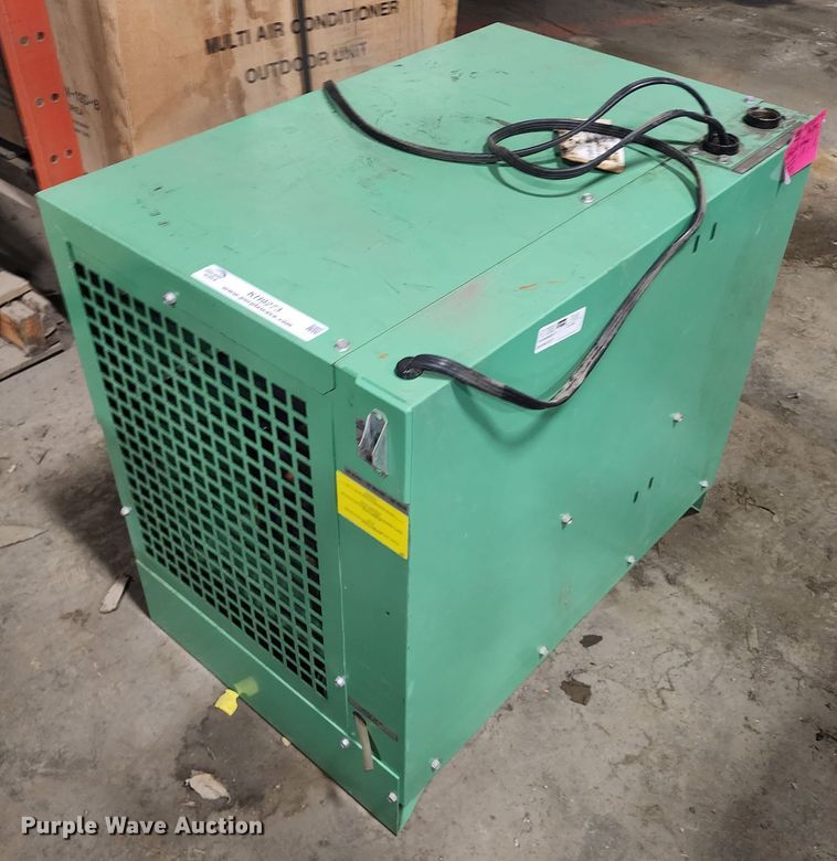 image for item KH9273 Speedaire 5Z656B  refrigerated air dryer
