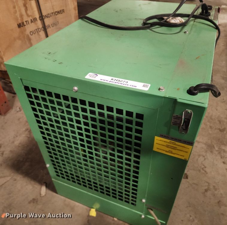 image for item KH9273 Speedaire 5Z656B  refrigerated air dryer