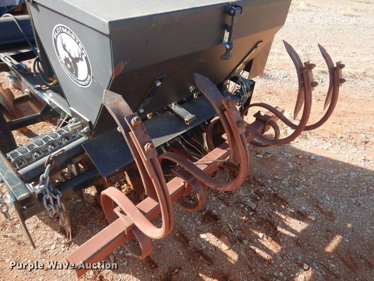 image for item KO9913 Plot Master PE-402 Hunter 400  planter