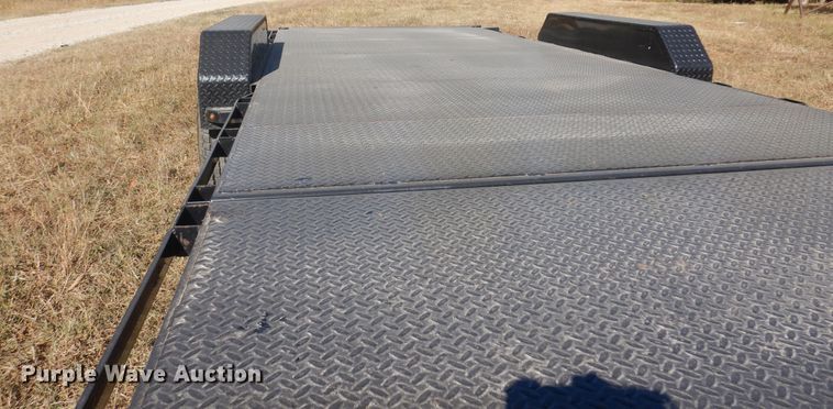 image for item KO9923 2018 Lamar  tilt deck equipment trailer