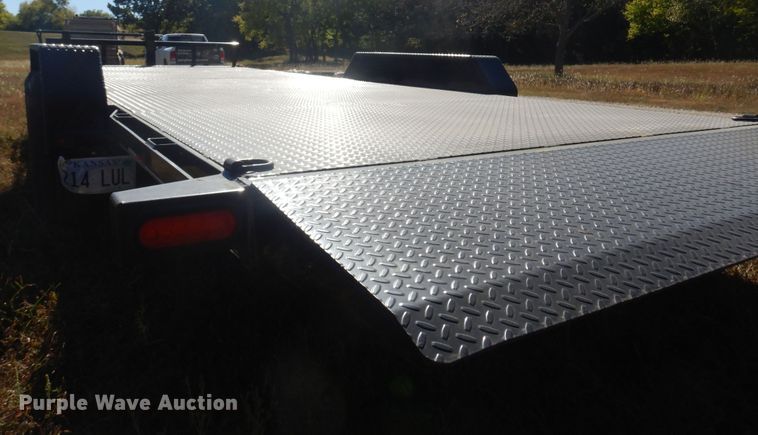 image for item KO9923 2018 Lamar  tilt deck equipment trailer