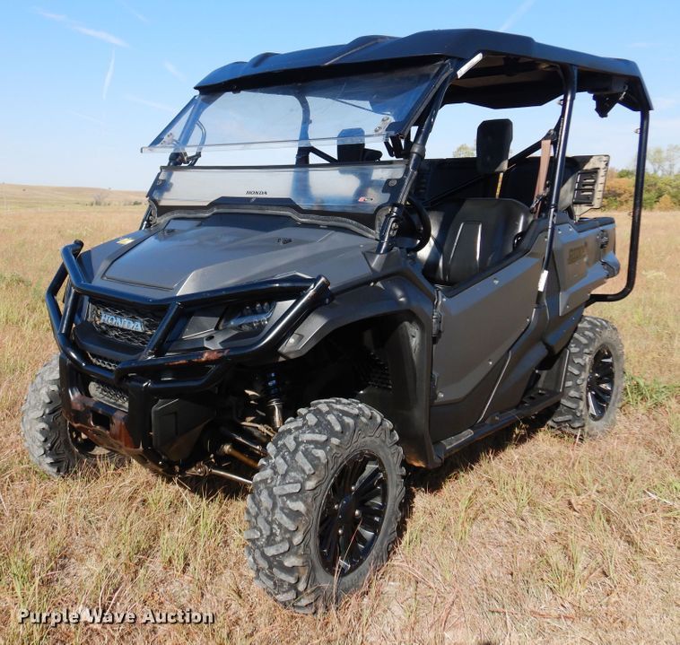 image for item KO9932 2016 Honda Pioneer 1000  utility vehicle