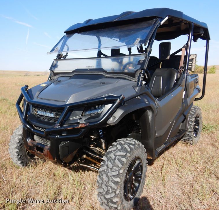 image for item KO9932 2016 Honda Pioneer 1000  utility vehicle