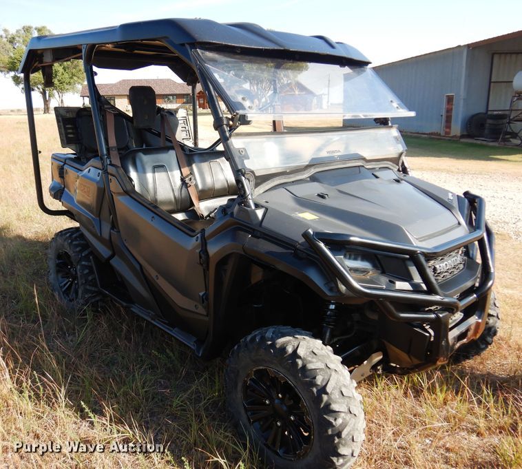 image for item KO9932 2016 Honda Pioneer 1000  utility vehicle