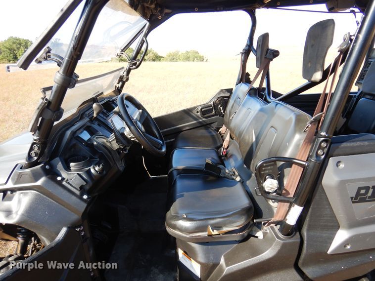 image for item KO9932 2016 Honda Pioneer 1000  utility vehicle