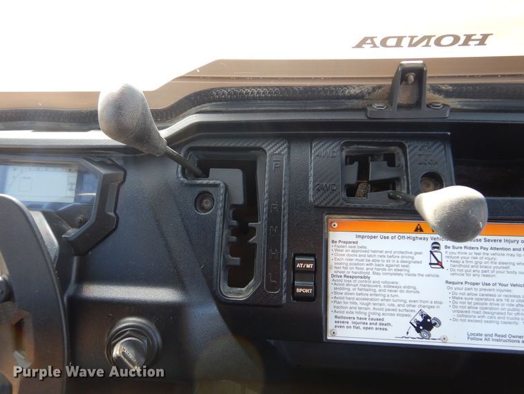 image for item KO9932 2016 Honda Pioneer 1000  utility vehicle