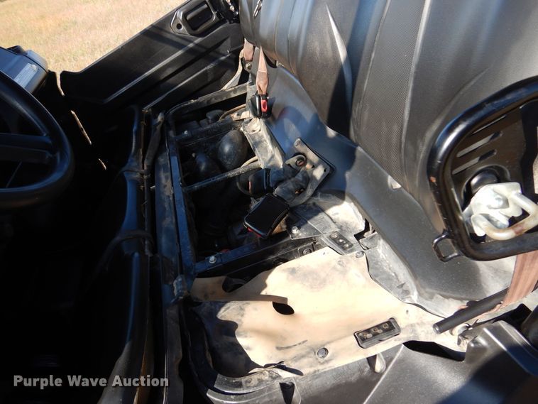 image for item KO9932 2016 Honda Pioneer 1000  utility vehicle