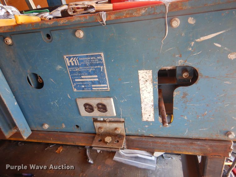 image for item KO9982 2011 Haulmark  enclosed cargo trailer