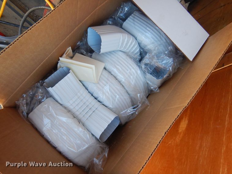 image for item KO9982 2011 Haulmark  enclosed cargo trailer