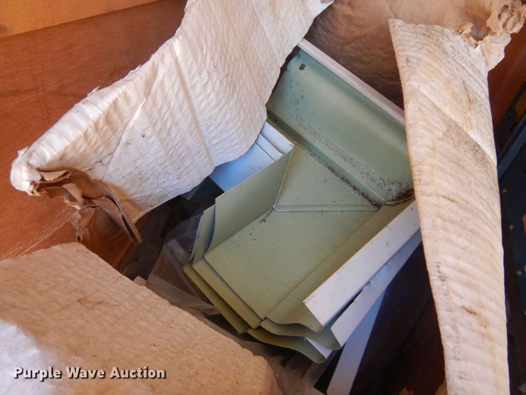 image for item KO9982 2011 Haulmark  enclosed cargo trailer