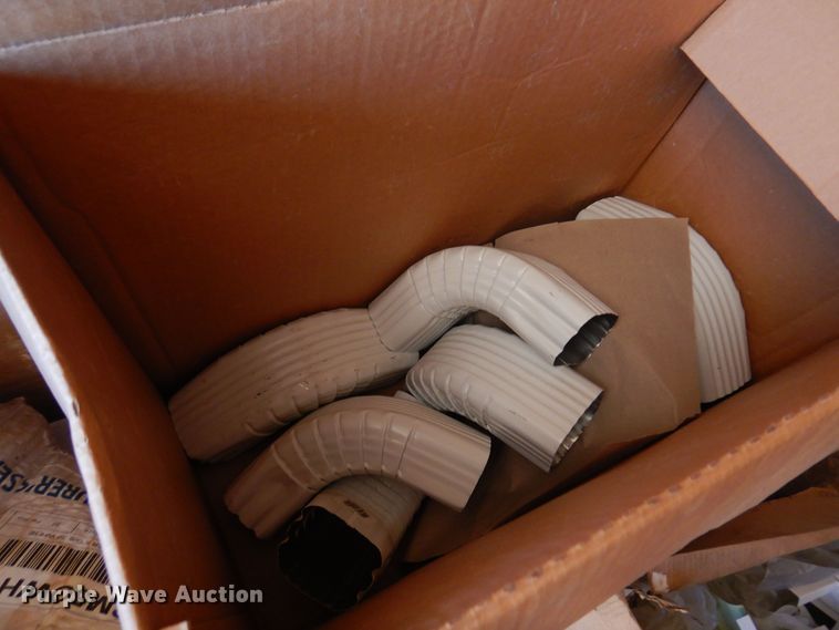 image for item KO9982 2011 Haulmark  enclosed cargo trailer