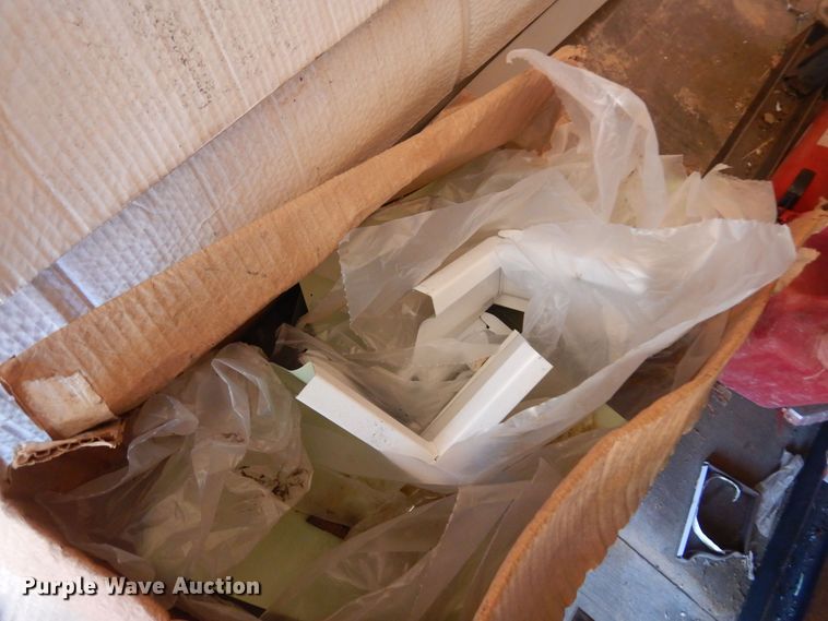 image for item KO9982 2011 Haulmark  enclosed cargo trailer