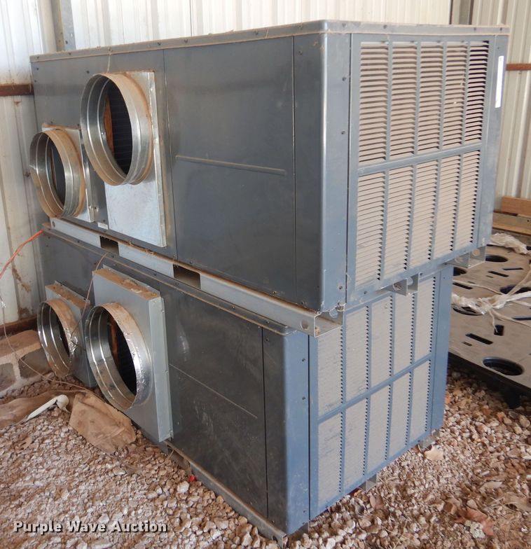 image for item KO9983 (2) Goodman GPC1430H41GB combination AC units