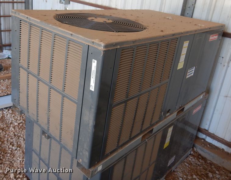 image for item KO9983 (2) Goodman GPC1430H41GB combination AC units