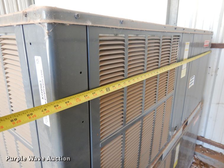 image for item KO9983 (2) Goodman GPC1430H41GB combination AC units