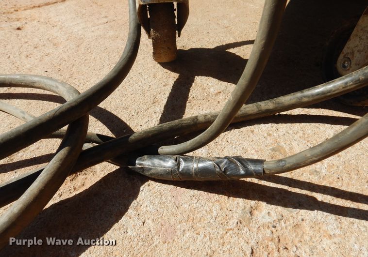 image for item KO9986 Lincoln 216 Power Mig  welder