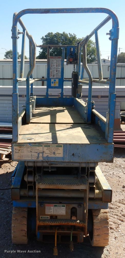 image for item KO9987 Genie GS-2032  scissor lift