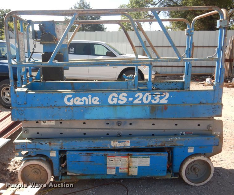 image for item KO9987 Genie GS-2032  scissor lift