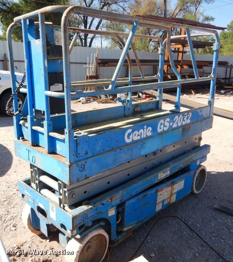 image for item KO9987 Genie GS-2032  scissor lift