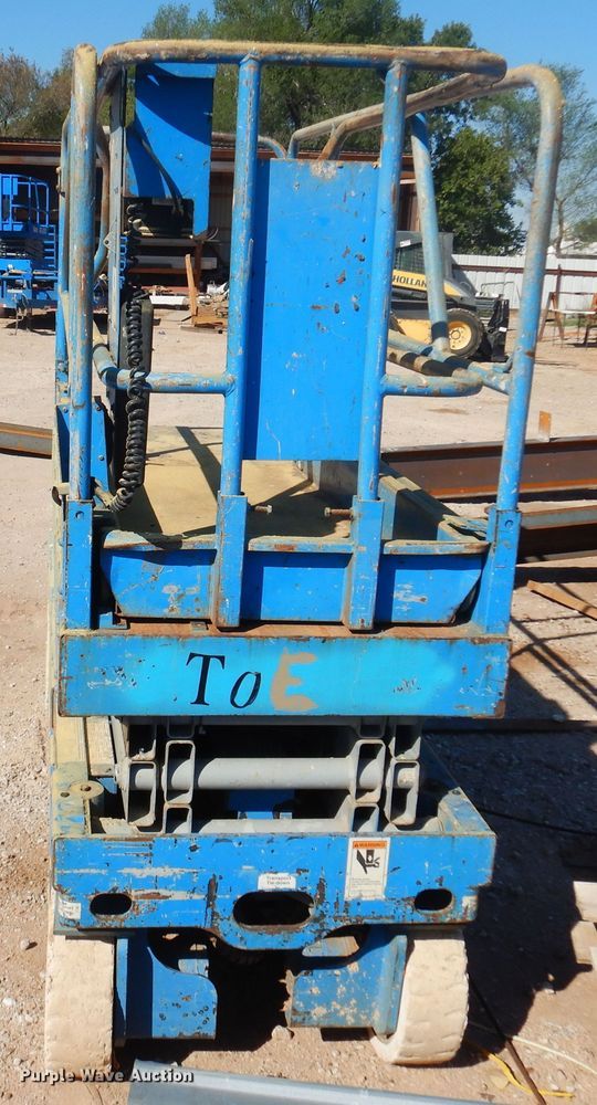 image for item KO9987 Genie GS-2032  scissor lift
