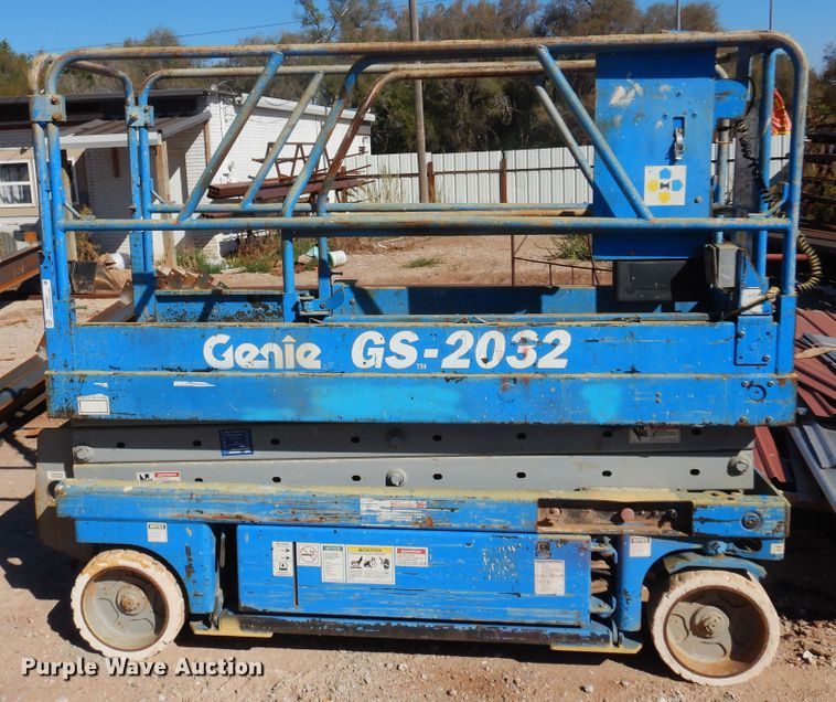 image for item KO9987 Genie GS-2032  scissor lift
