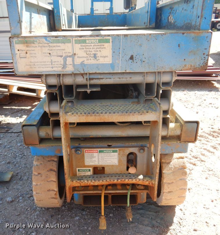 image for item KO9987 Genie GS-2032  scissor lift