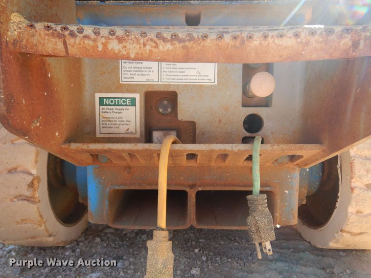 image for item KO9987 Genie GS-2032  scissor lift