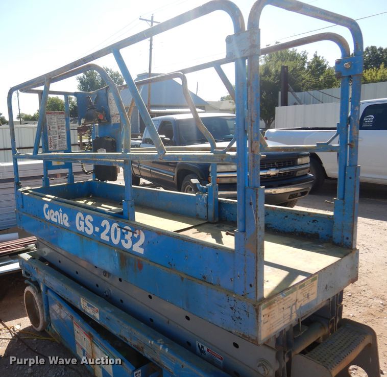 image for item KO9987 Genie GS-2032  scissor lift