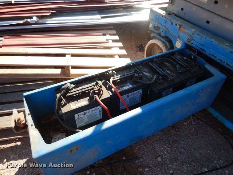 image for item KO9987 Genie GS-2032  scissor lift