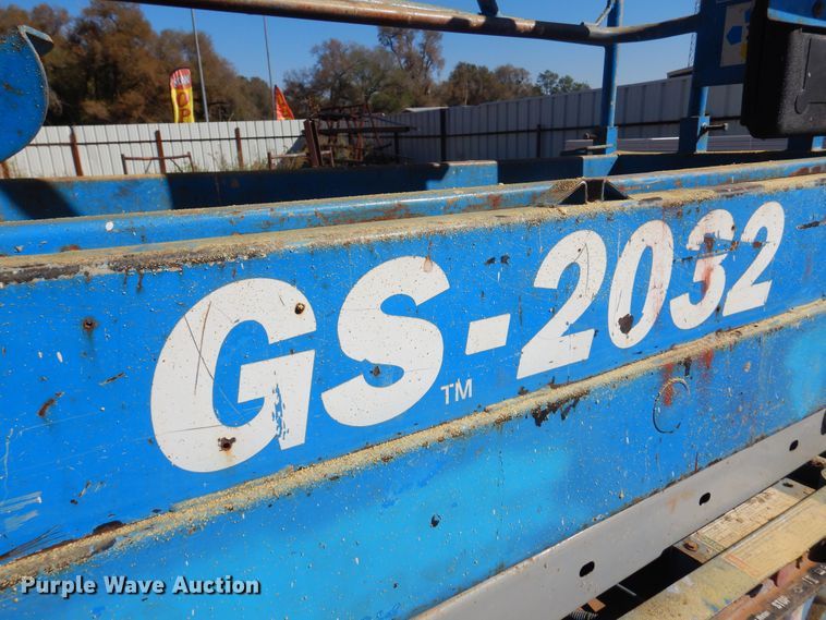image for item KO9987 Genie GS-2032  scissor lift