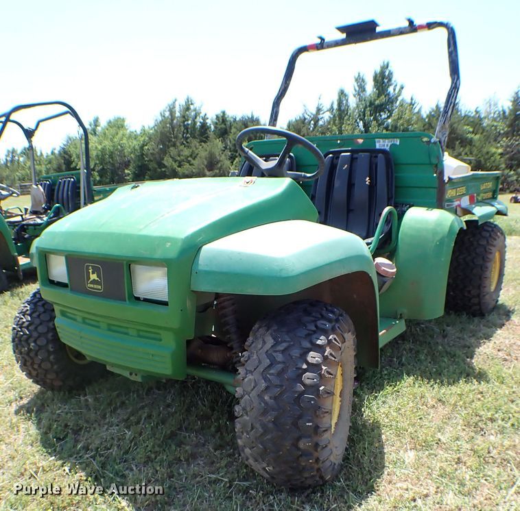 image for item KQ9702 1998 John Deere Gator  utility vehicle