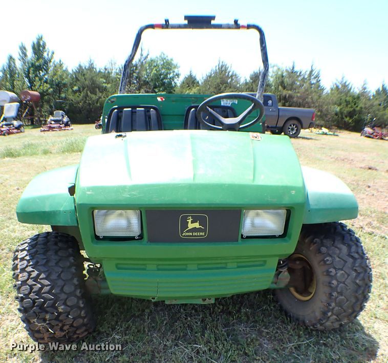 image for item KQ9702 1998 John Deere Gator  utility vehicle