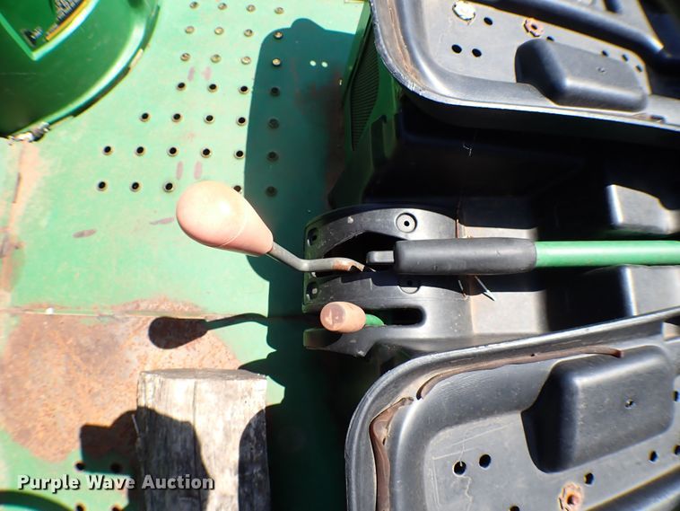 image for item KQ9702 1998 John Deere Gator  utility vehicle