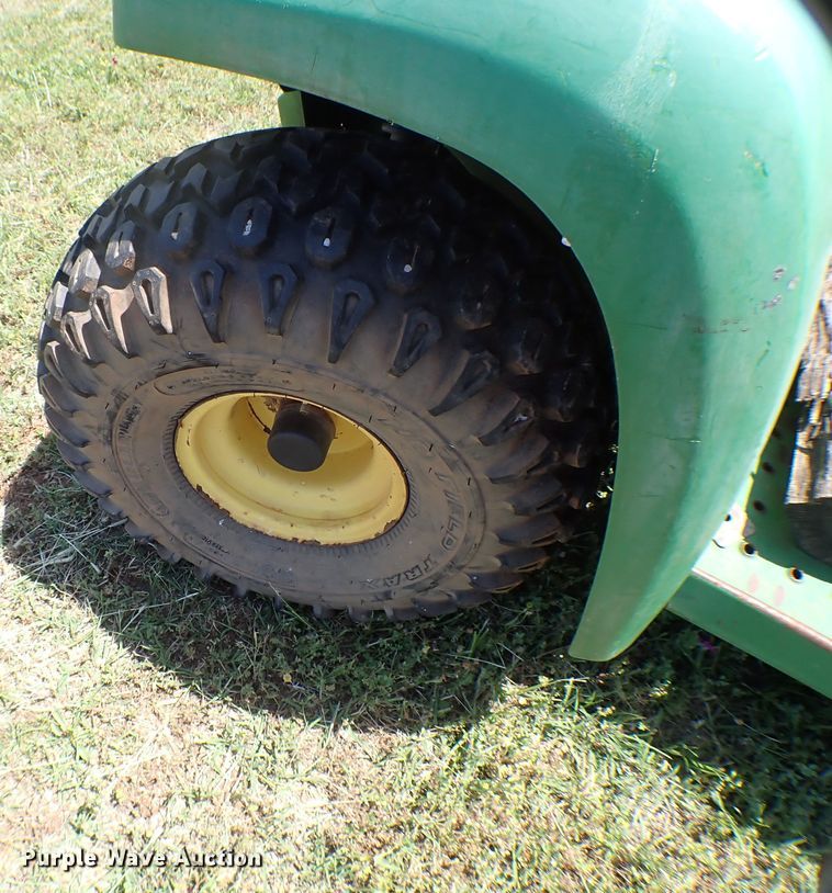 image for item KQ9702 1998 John Deere Gator  utility vehicle