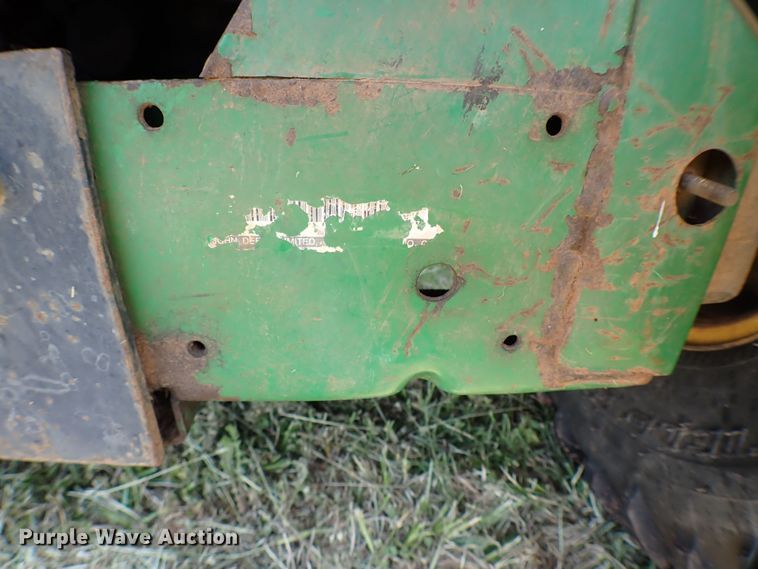 image for item KQ9702 1998 John Deere Gator  utility vehicle