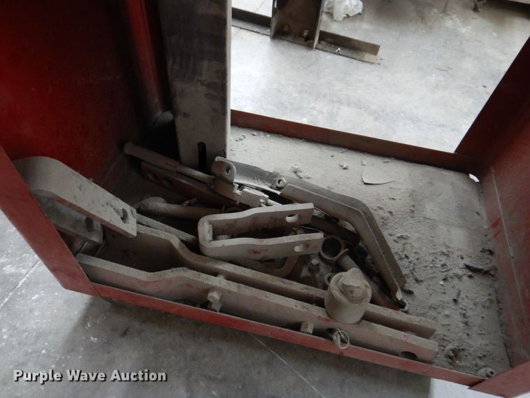 image for item KW9445 Branick MST-580A  manual strut spring compressor