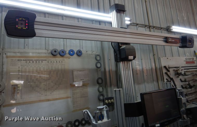 image for item KW9446 John Bean Visualiner  Computer wheel alignment machine