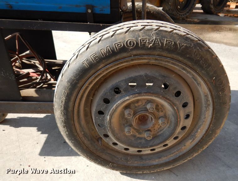 image for item KW9447 Miller Millermatic 120  welder