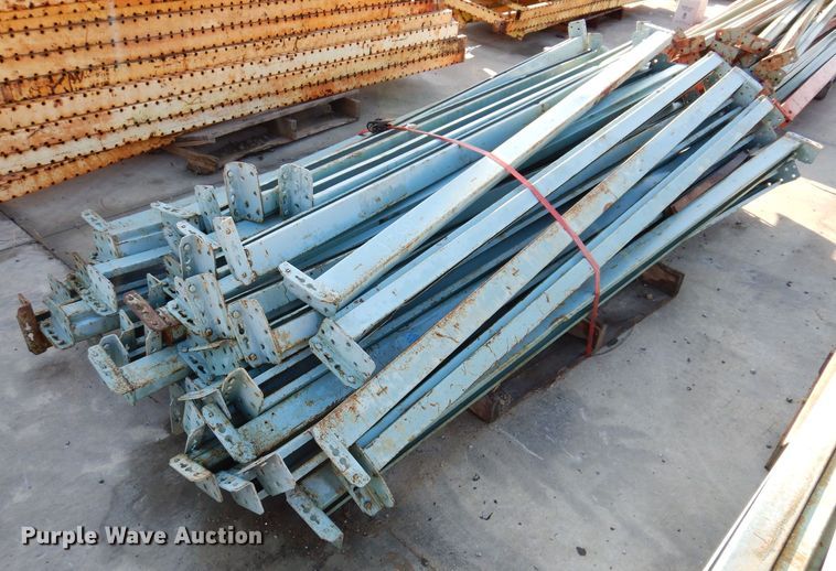 image for item KW9462 Approximately 43 cross members