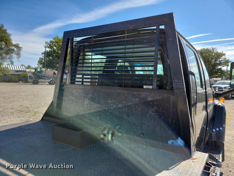 image for item KW9494 2007 Chevrolet C4500  Crew Cab flatbed truck